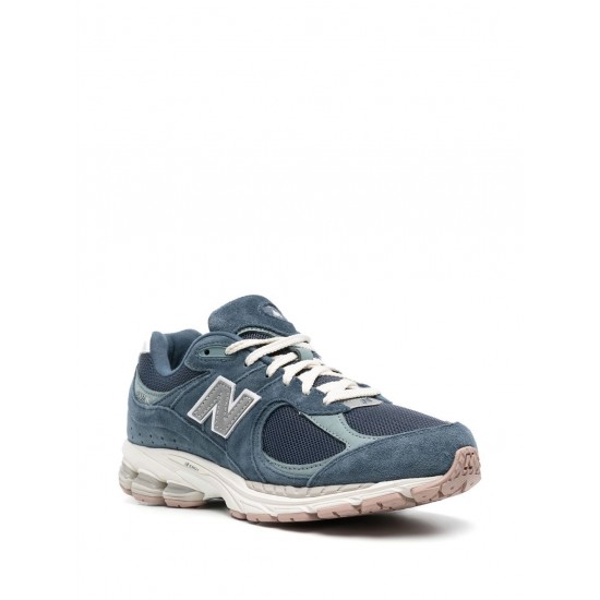 New Balance 2002R low-top sneakers