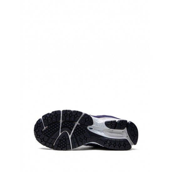 New Balance 2002R Night Tide Low-Top Sneakers