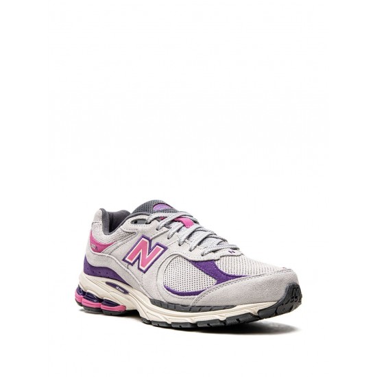 New Balance 2002R Rain Cloud Low-Top Sneakers