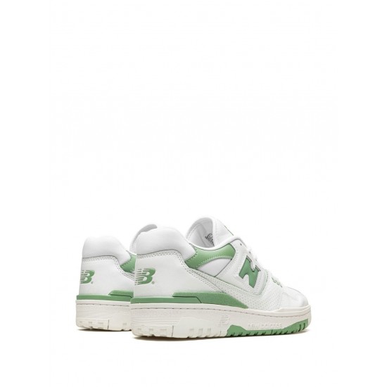 New Balance 550 low-top sneakers