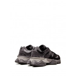 New Balance 9060 low-top sneakers