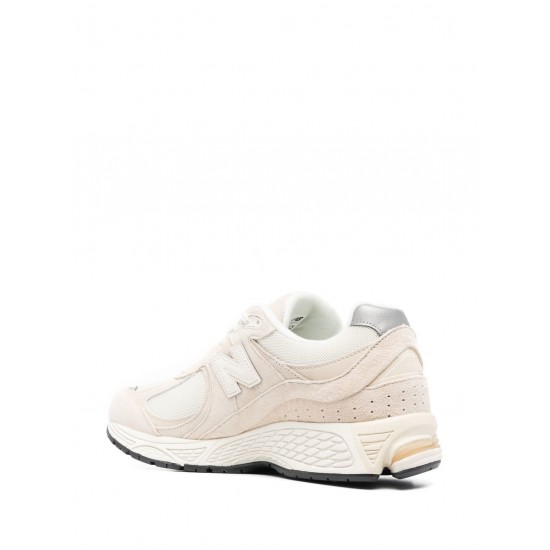 New Balance 2002R low-top sneakers