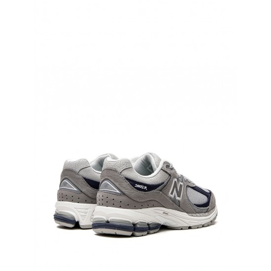 New Balance x thisisneverthat 2002R sneakers