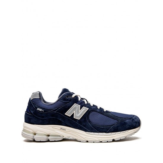 New Balance 2002R Low-top sneakers