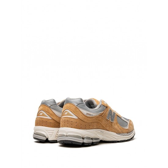 New Balance 2002R Sweet Caramel sneakers