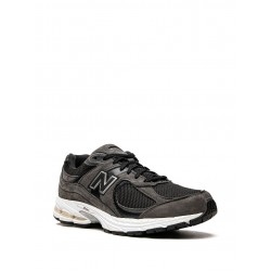 New Balance 2002 Low-top sneakers