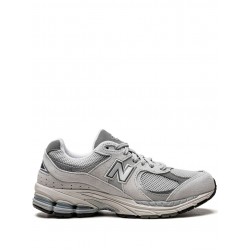New Balance 2002R Low-top sneakers