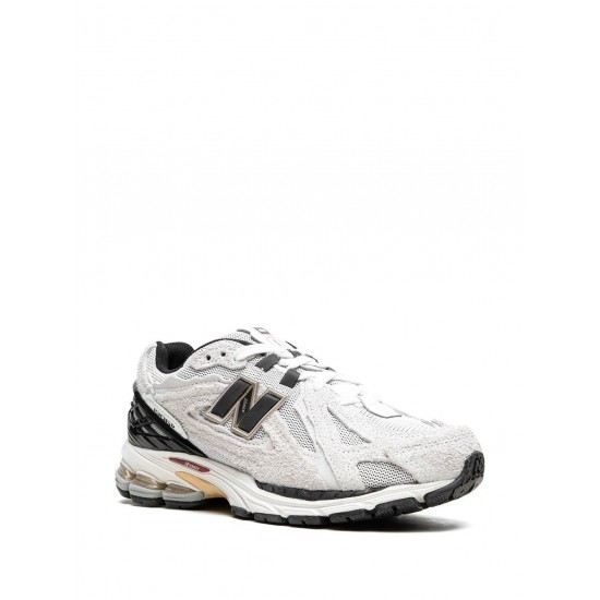 New Balance 1906R low-top sneakers