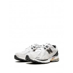 New Balance 1906R low-top sneakers