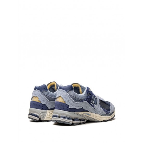 New Balance 2002RDI Protection Pack - Purple sneakers