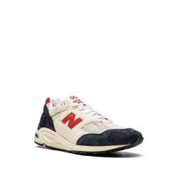New Balance 990V2 "Teddy Santis - Navy/Red" sneakers