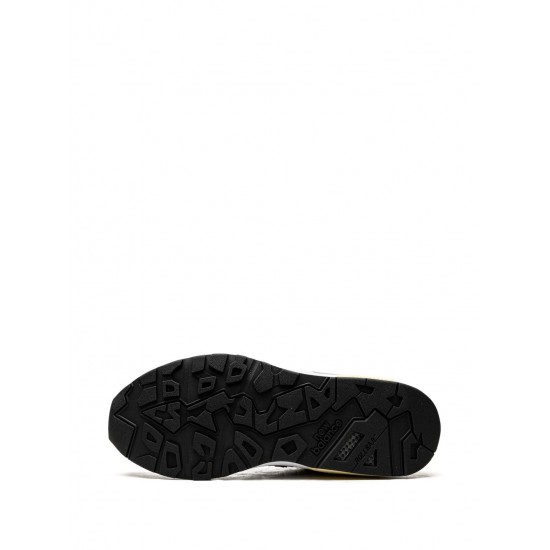 New Balance 580 Olive low-top sneakers