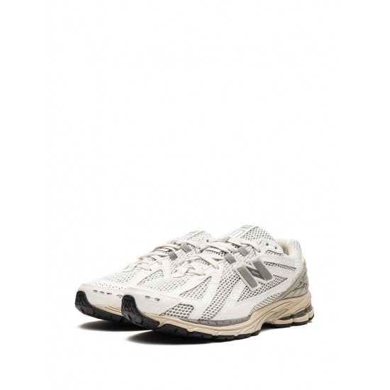 New Balance 1906R low-top sneakers