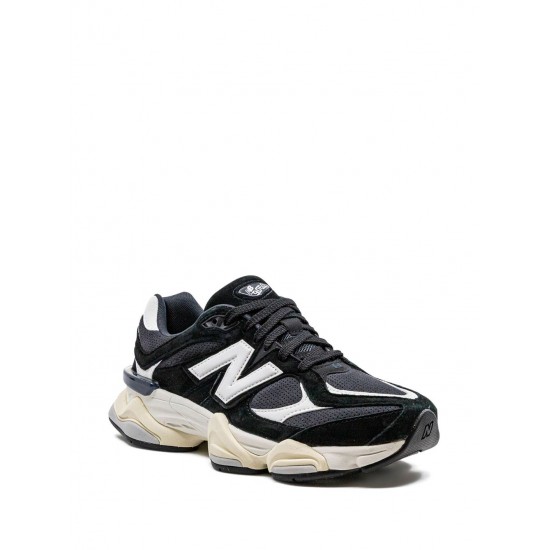 New Balance 9060 low-top sneakers