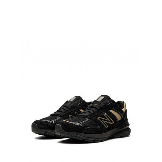 New Balance 990v5 Gold sneakers New Balance 990v5 Gold sneakers