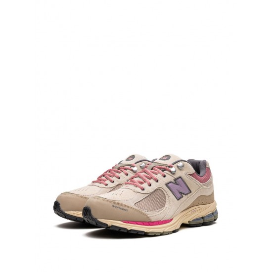 New Balance 2002R sneakers