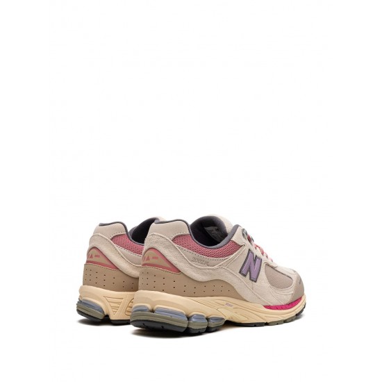New Balance 2002R sneakers
