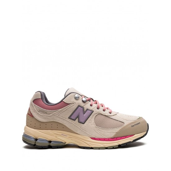 New Balance 2002R sneakers