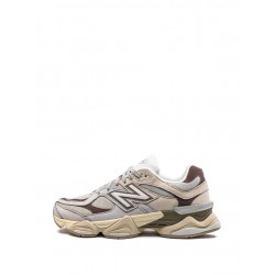 New Balance 9060 low-top sneakers