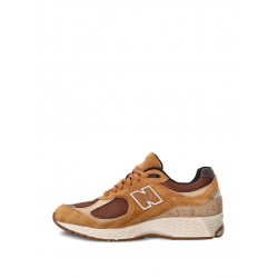 New Balance 2002R Low-top sneakers