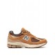 New Balance 2002R Low-top sneakers