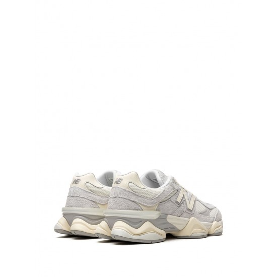 New Balance 9060 low-top sneakers