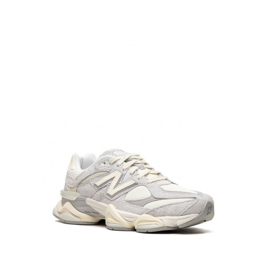 New Balance 9060 low-top sneakers
