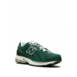 New Balance 1906R Nightwatch Green Sneakers
