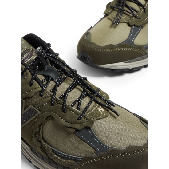 New Balance 2002R patchwork low-top sneakers
