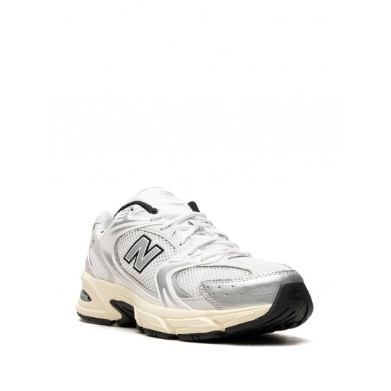 New Balance 530 low-top sneakers