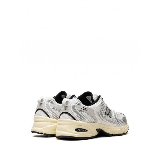 New Balance 530 low-top sneakers