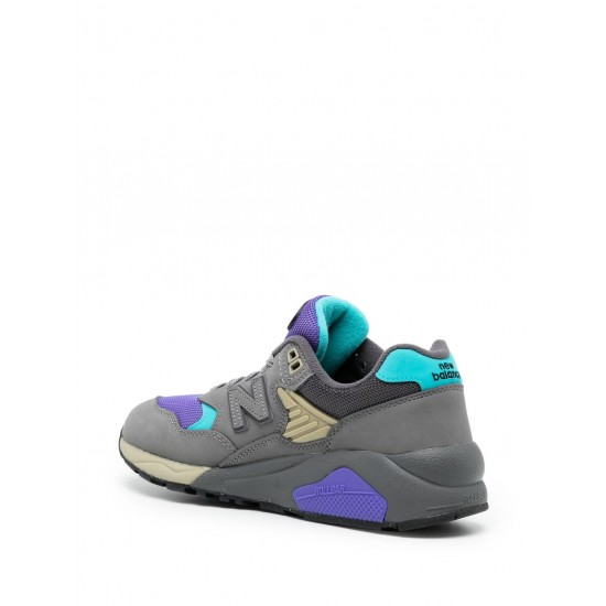 New Balance 580 low-top sneakers with logo