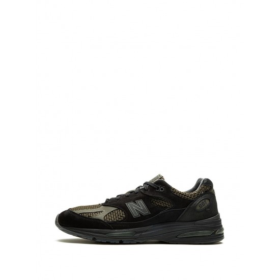 New Balance 991v2 Stone Island - Black Grey Sneakers New Balance 991v2 Stone Island - Black Grey Sneakers