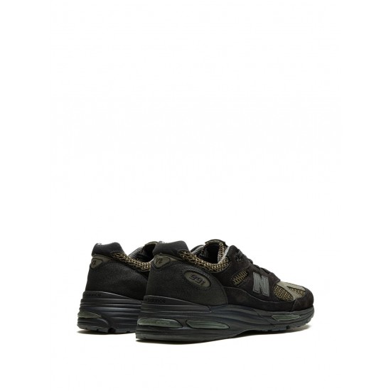 New Balance 991v2 Stone Island - Black Grey Sneakers New Balance 991v2 Stone Island - Black Grey Sneakers