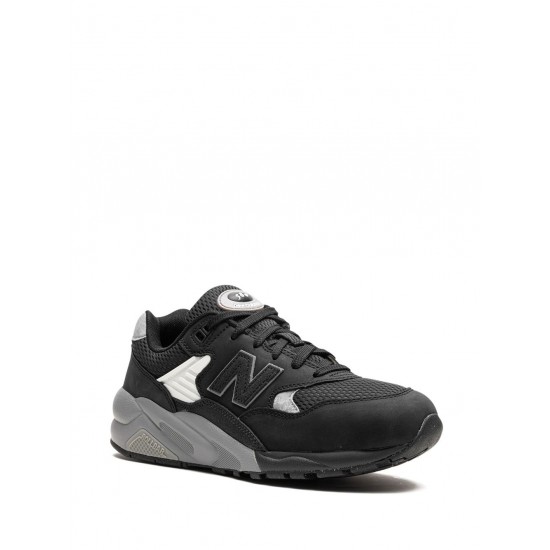 New Balance 580 low-top sneakers