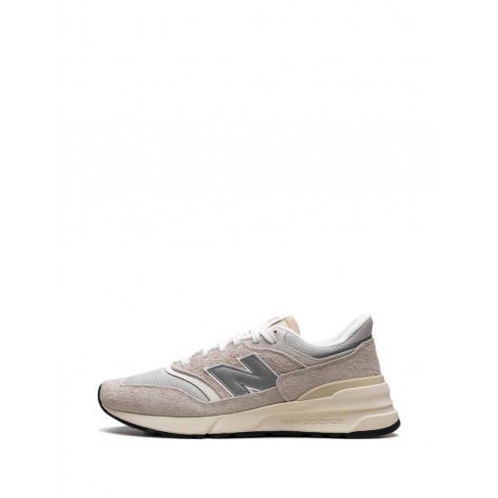 New Balance 997R Cream sneakers
