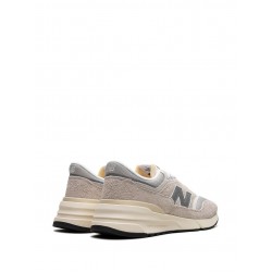 New Balance 997R Cream sneakers