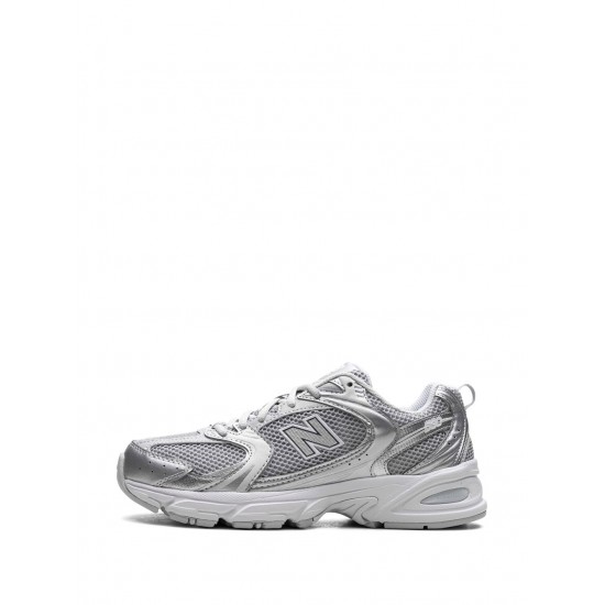 New Balance 530 Moonbeam/Silver Metallic sneakers