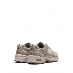 New Balance 530 Cream/Beige sneakers