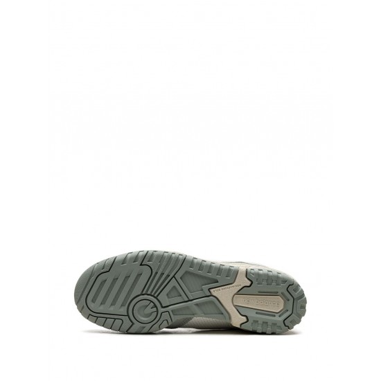 New Balance 550 Seafoam Green Sneakers