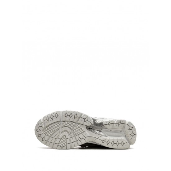 New Balance 1906R Silver Surfer sneakers