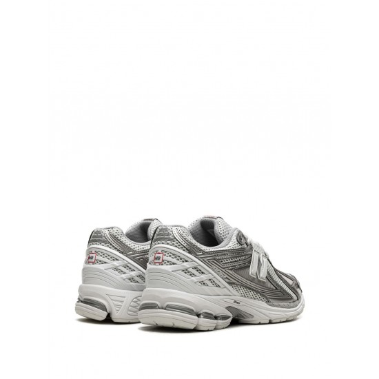 New Balance 1906R Silver Surfer sneakers