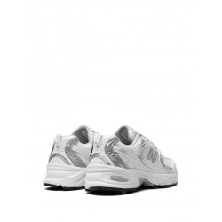 New Balance 530 low-top sneakers