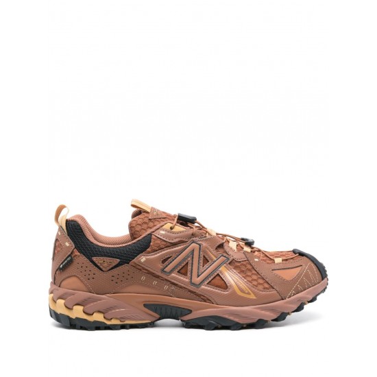 New Balance logo patch leather sneakers