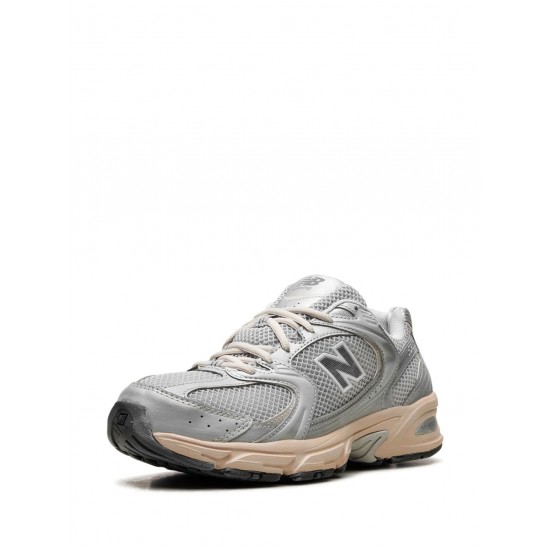 New Balance 530 Vintage Silver/Moonbeam Sneakers