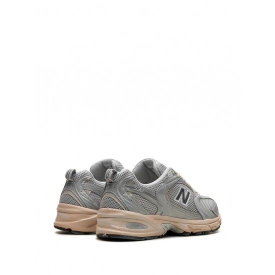 New Balance 530 Vintage Silver/Moonbeam Sneakers