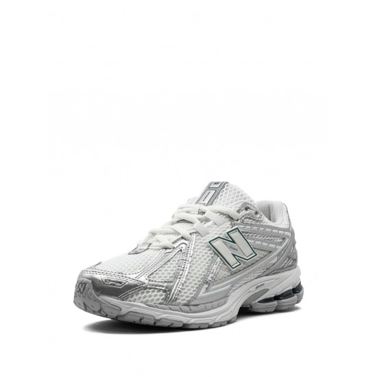 New Balance 1906R Silver Metallic Sneakers