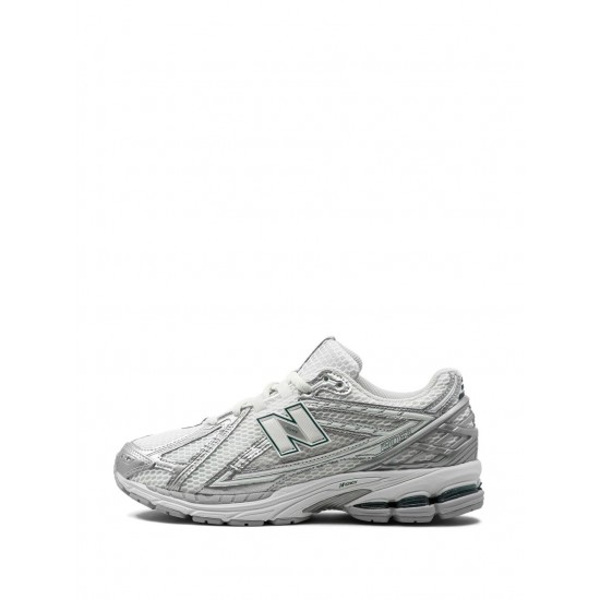 New Balance 1906R Silver Metallic Sneakers