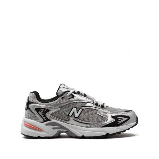 New Balance 725V1 Metallic Silver Sneakers New Balance 725V1 Metallic Silver Sneakers