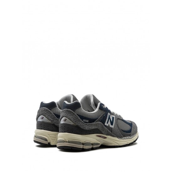 New Balance 2002R Navy sneakers